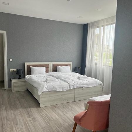 Hotel Fleur De Lis Gonio Luaran gambar