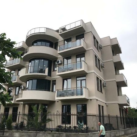 Hotel Fleur De Lis Gonio Luaran gambar