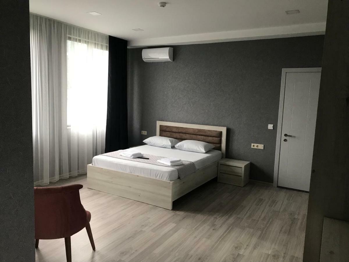 Hotel Fleur De Lis Gonio Luaran gambar