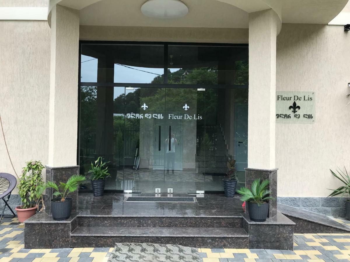 Hotel Fleur De Lis Gonio Luaran gambar